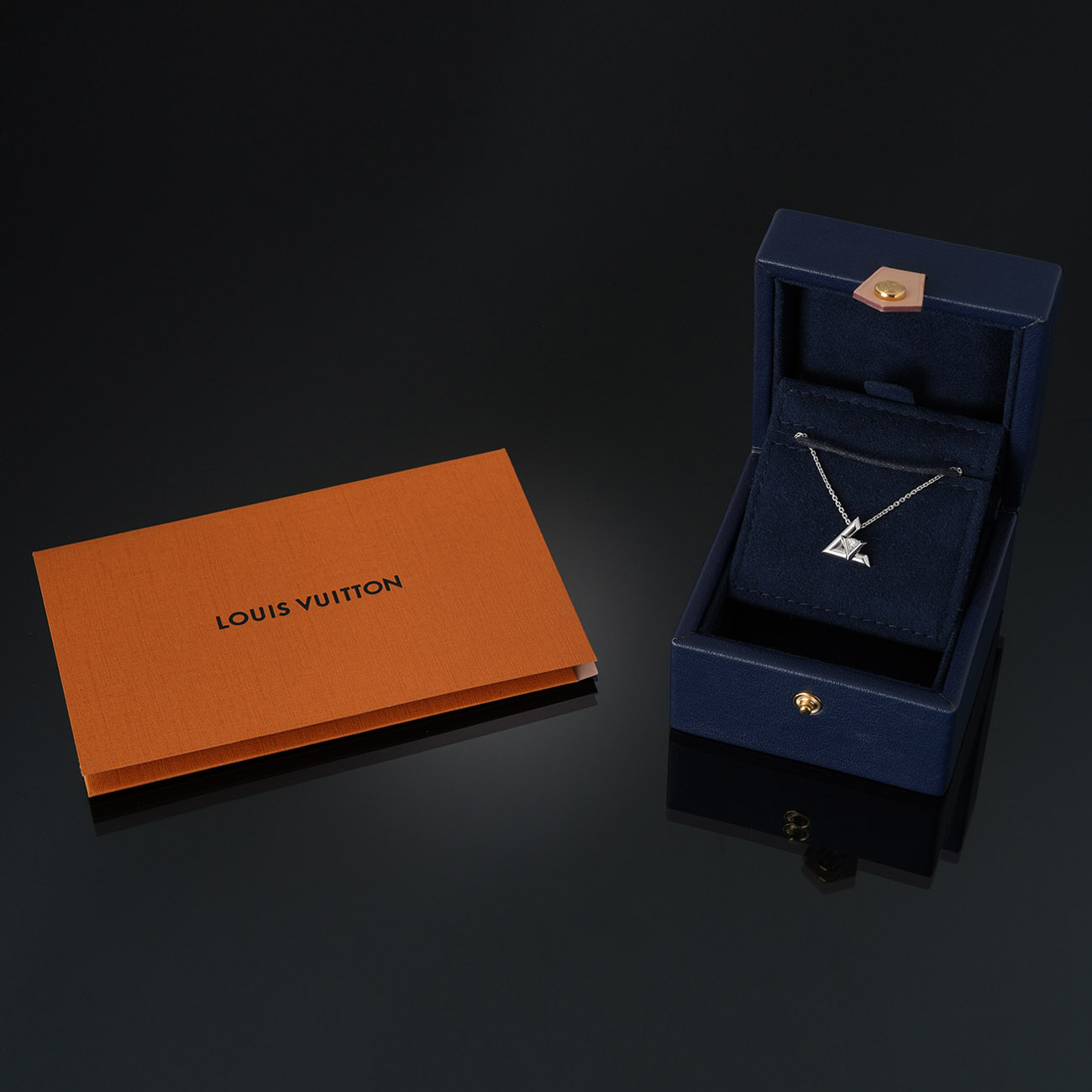 LOUIS VUITTON(USED)루이비통 Q93806 LV 볼트 1P 네크리스